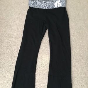 Brand new Victoria Secret yoga pant leopard print